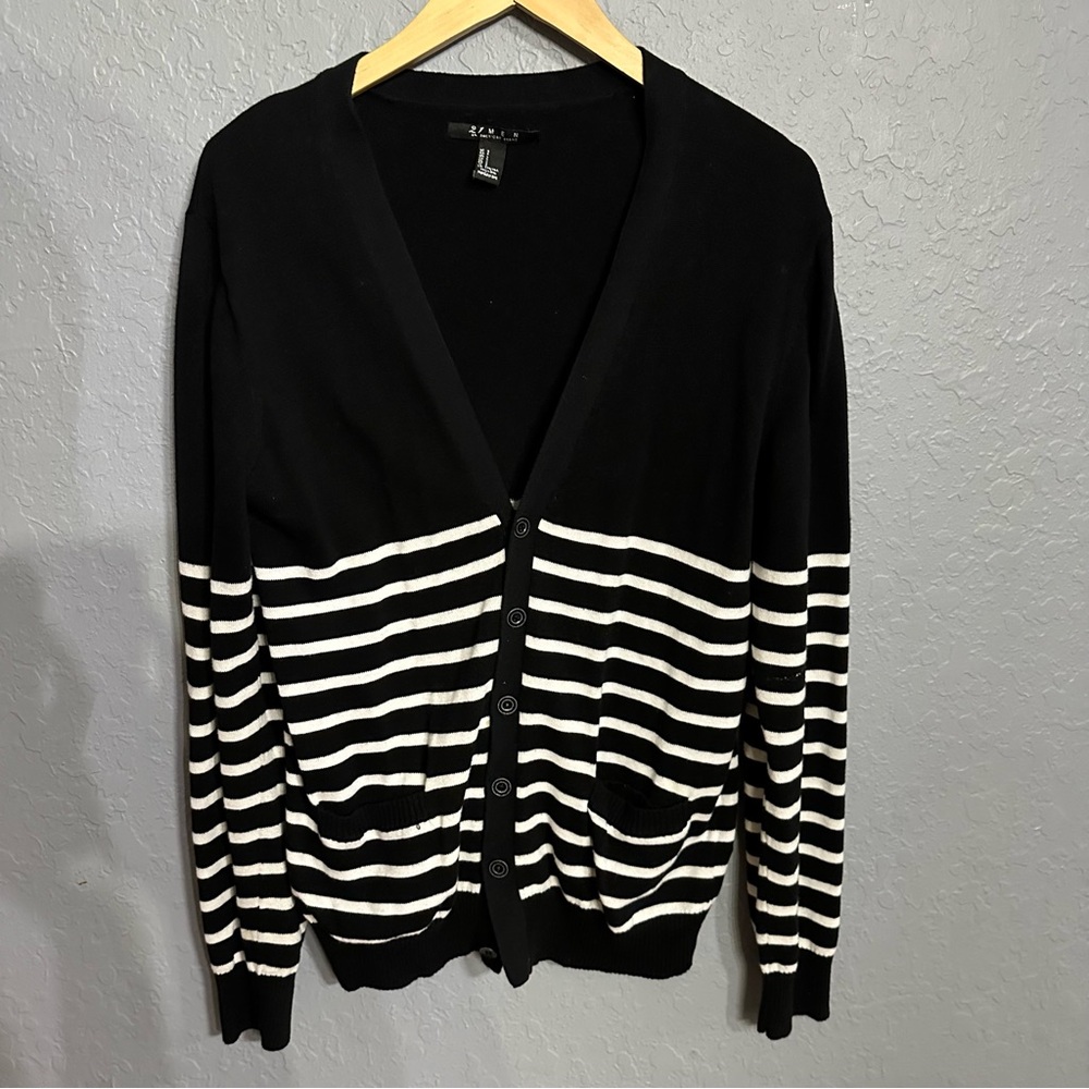 Black and White Small Men’s Cardigan Forever 21